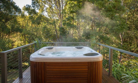 Babbling Brook Retreat - Accommodation Port Macquarie 1