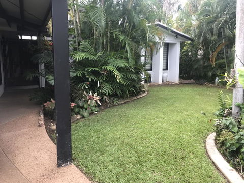 Bali Inspired Hideaway With Tropical Villa & Plunge Pool - Accommodation Port Macquarie 1