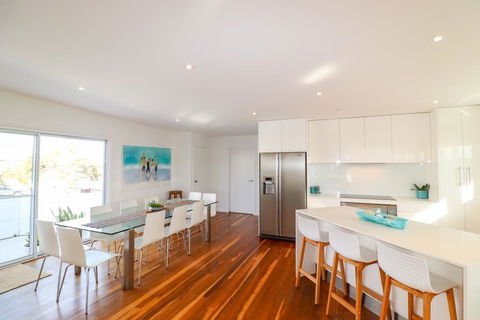 Bali St BeachHouse - Accommodation Port Macquarie 2