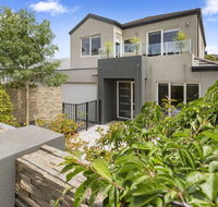 BANGALOW - MORNINGTON - Accommodation Port Macquarie