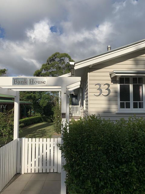 Bank House Tamborine Mountain - Accommodation Port Macquarie 1