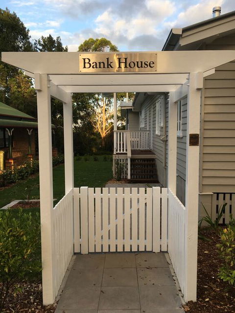 Bank House Tamborine Mountain - Accommodation Port Macquarie 3