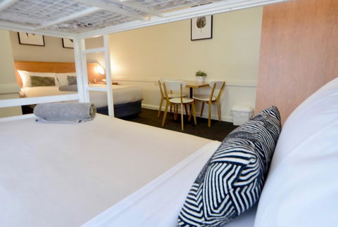 Barclay On View - Accommodation Port Macquarie 3