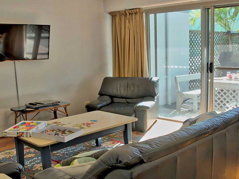 Barefoot' 7/44 Marine Drive - Fabulous Fingal Bay - Accommodation Port Macquarie 2