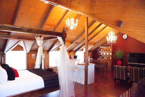 Barossa Barn Bed And Breakfast - Accommodation Port Macquarie 0