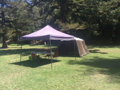 Basin Ku-ring-gai Campsite Set Up - Accommodation Port Macquarie 0