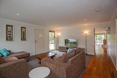 Bay Breeze Retreat - Accommodation Port Macquarie 3