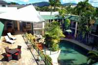 Bay Village Tropical Retreat  Apartments