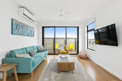 Beach & Golf Stays, Australia - Accommodation Port Macquarie 0