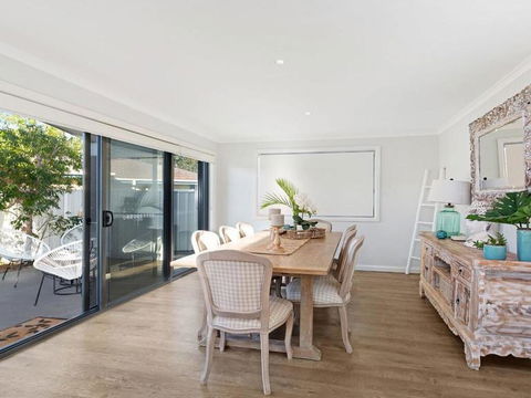 Beach 'Shac' On Parkway - Accommodation Port Macquarie 3