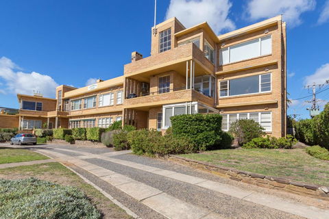 BEACH BELLE - MORNINGTON - Accommodation Port Macquarie 2