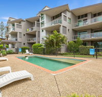 BEACH BLISS LUXURIOUS APARTMENT with POOL - Accommodation Port Macquarie