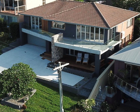 BEACH BREAK, 34 CLIFF ROAD - Accommodation Port Macquarie 1