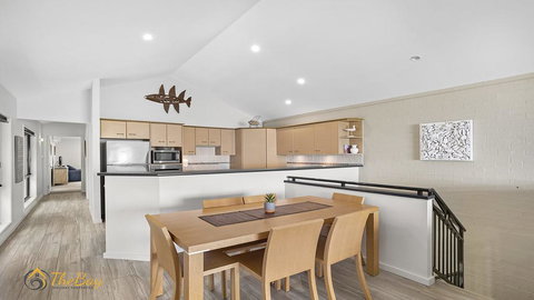 Beach House 72A Marine Drive - Fingal Bay - Accommodation Port Macquarie 3