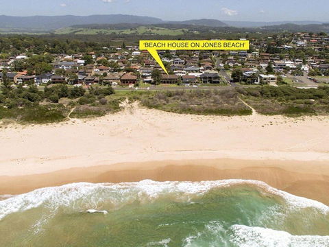 Beach House On Jones Beach - Kiama Accommodation - Accommodation Port Macquarie 1