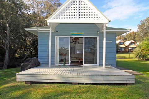 Beach Shack On The Lagoon - Accommodation Port Macquarie 1