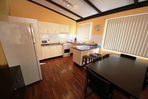 Beach Unit 5 At Hat Head - Accommodation Port Macquarie 1