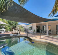 Beachcomber Trinity Beach - Accommodation Port Macquarie