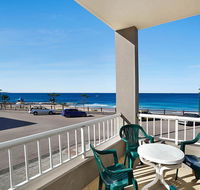 Beachcomer Unit 1 - The Entrance NSW - Accommodation Port Macquarie