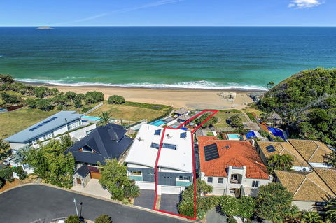 Beachfront #12 - Accommodation Port Macquarie 1