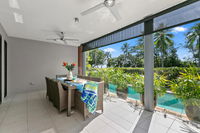 Book Yorkeys Knob Accommodation Vacations Accommodation Port Macquarie Accommodation Port Macquarie