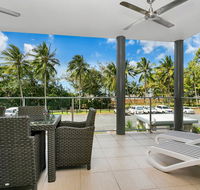 Beachfront Apartment with Ocean Views 4