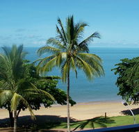 Beachfront Apartments on Trinity Beach - Accommodation Port Macquarie