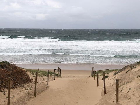 Beachfront Living Cronulla - Accommodation Port Macquarie 0