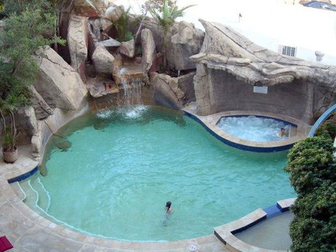 Beachfront Mooloolaba Apartment - Accommodation Port Macquarie 3