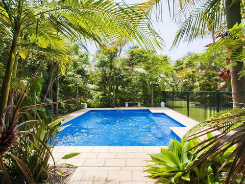 Beachfront Pool House - Absolute Beachfront - Accommodation Port Macquarie 0