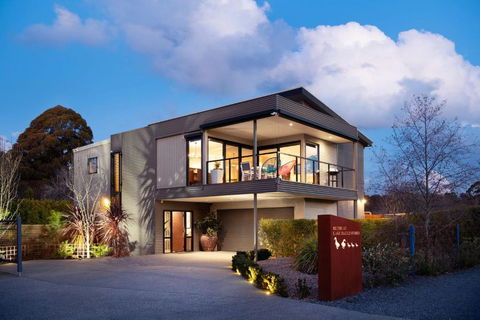 Retreat Lake Daylesford - Free Wifi - Accommodation Port Macquarie 0