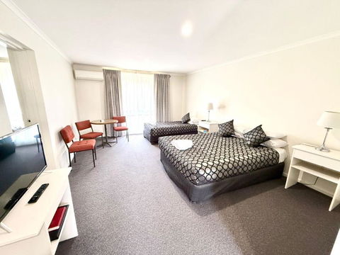 Redgum Motel - Accommodation Port Macquarie 0