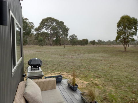 Redman View Luxury Lakeside Cabin - Accommodation Port Macquarie 3