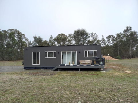 Redman View Luxury Lakeside Cabin - Accommodation Port Macquarie 1