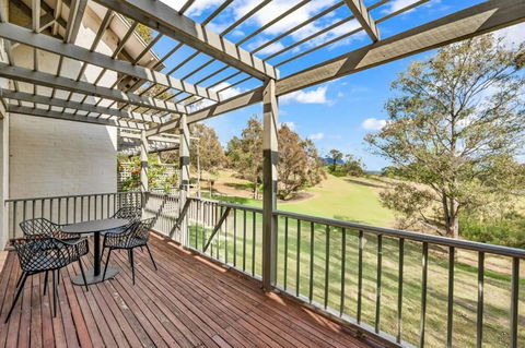 Refreshing Valley Escape - Accommodation Port Macquarie 0