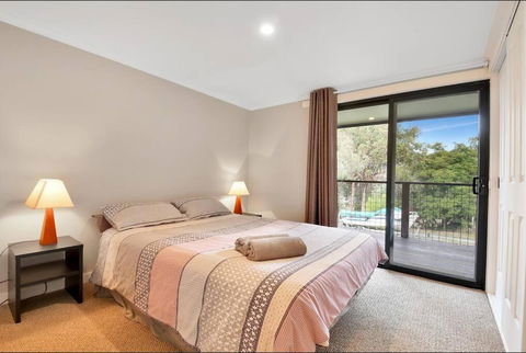 Relax At Goughs Bay - Accommodation Port Macquarie 1