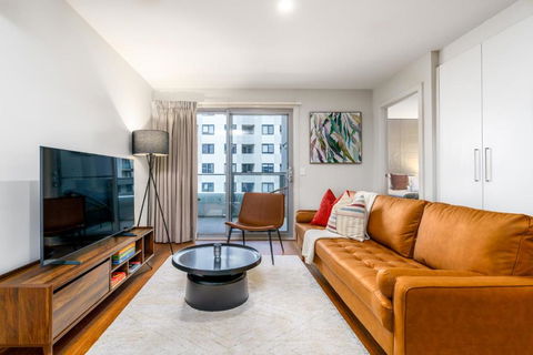 Relaxing 2BR Stay Near South Point Tuggeranong - Accommodation Port Macquarie 3