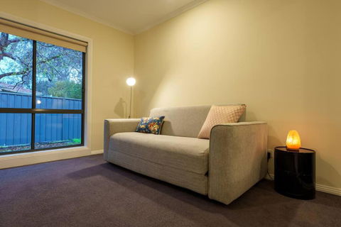 Relaxing 3bd In Tranquil Setting - Accommodation Port Macquarie 2
