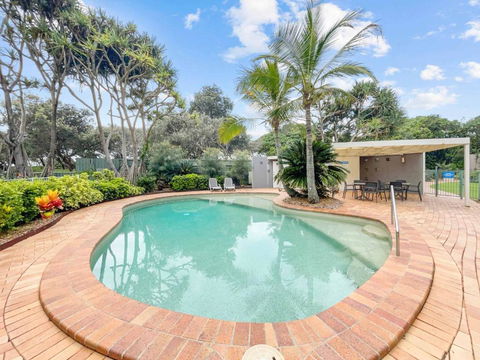 Relaxing Ocean View Apartment In Buddina - Accommodation Port Macquarie 3