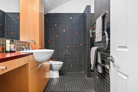 Renovated Brilliance In Bayside Albert Park - Accommodation Port Macquarie 3