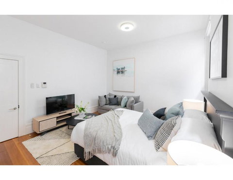 Renovated Studio In Bohemian Area Close To City - Accommodation Port Macquarie 1