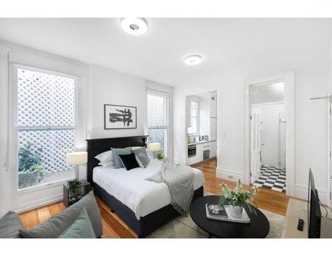 Renovated Studio In Bohemian Area Close To City - Accommodation Port Macquarie 2