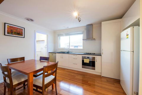 Rent Melbourne - Accommodation Port Macquarie 0