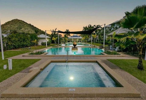 Resort Style Holiday Unit - Accommodation Port Macquarie 0