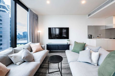 Resort Style Living 2 Bed Apt With Pool BBQ - Accommodation Port Macquarie 0
