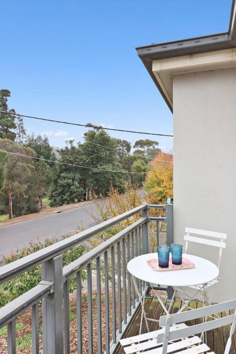 Retreat On Gairloch I Geelong River Hideaway - Accommodation Port Macquarie 2