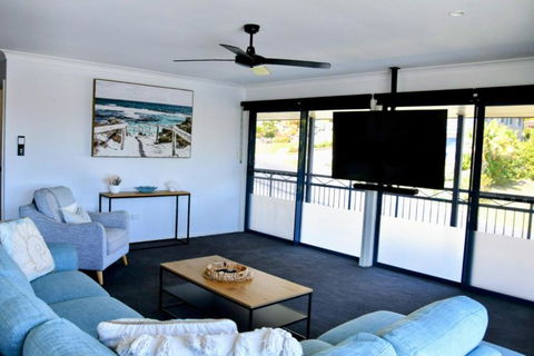 Retreat To Marlin - Accommodation Port Macquarie 2