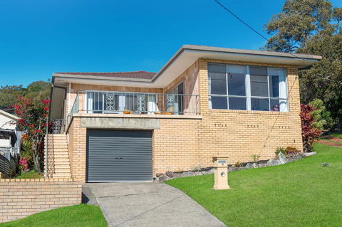 Retro Beach House - Accommodation Port Macquarie 1