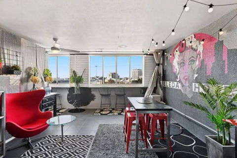 Retro Chic Vibes, Tropical Pool & Prime Location - Accommodation Port Macquarie 0