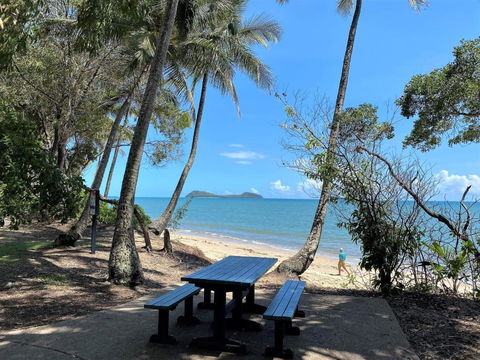 Ribbons Beachfront Apartments Clifton Beach - Accommodation Port Macquarie 3